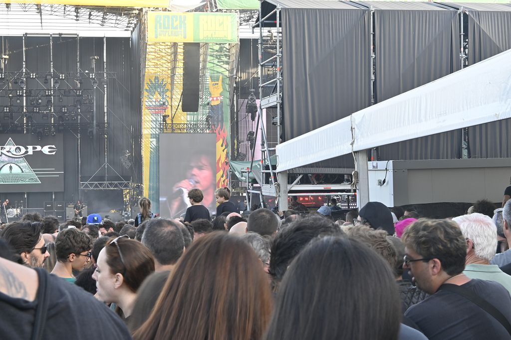 Ambiente de la segunda jornada del Rock Imperium Festival en Cartagena