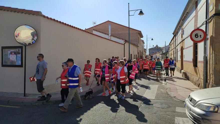 Villaralbo echa a andar contra el cáncer