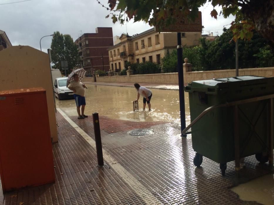 Calles anegadas en Mula