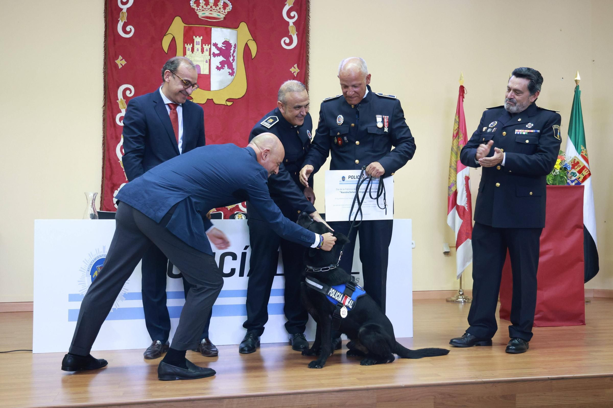 Acto institucional de la Policía Local de Cáceres por la festividad de la Virgen del Carmen