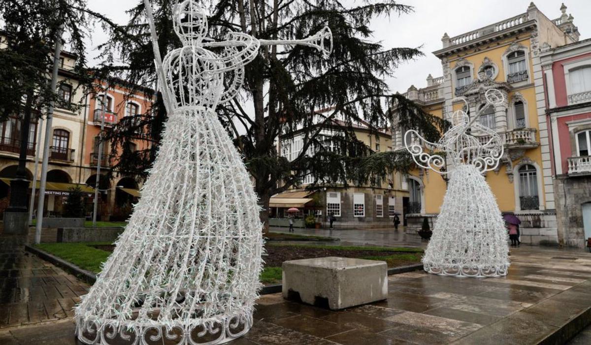 Más de un millón de luces para animar la Navidad avilesina