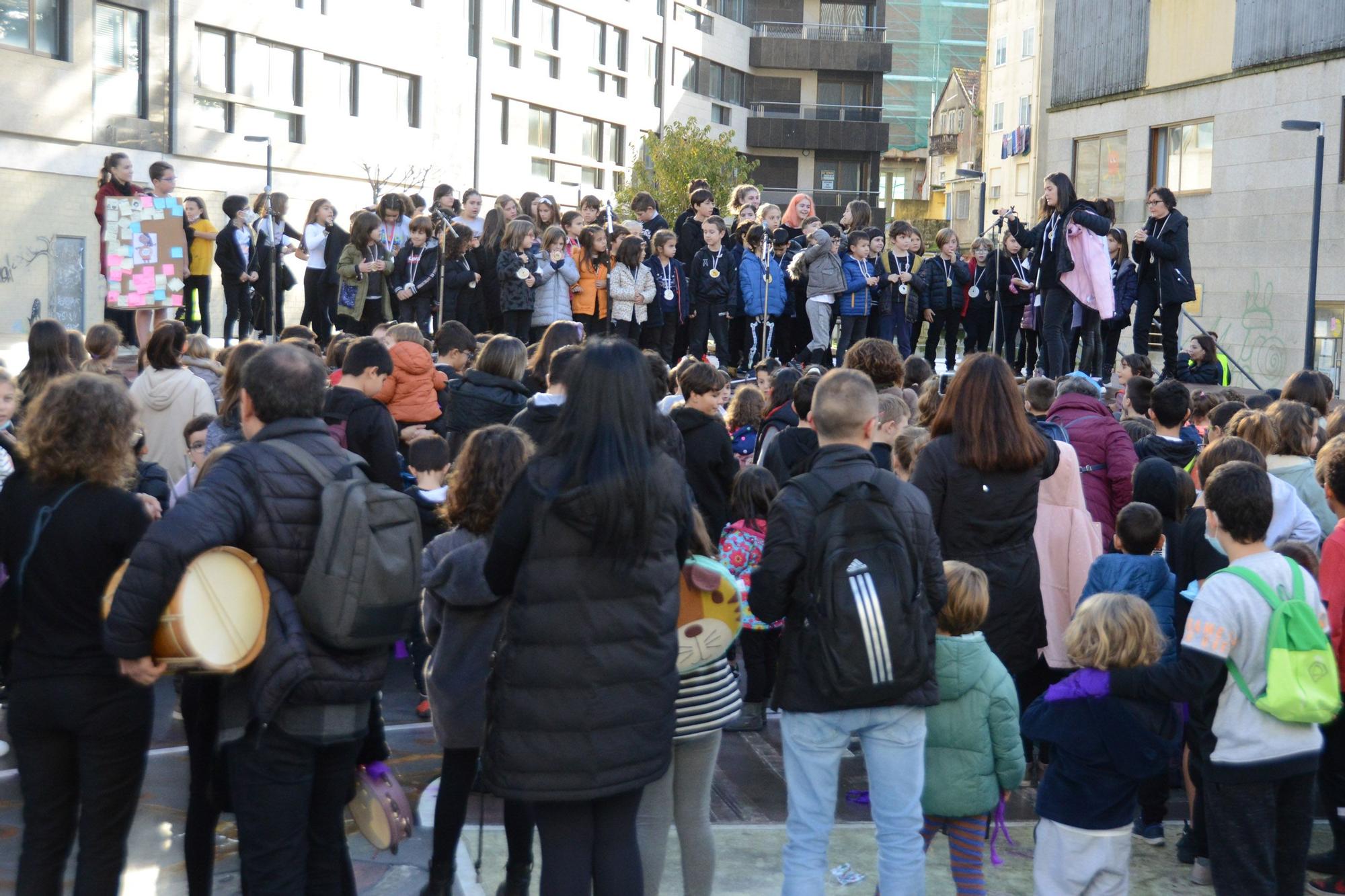 La celebración del Día Internacional contra las Violencias Machistas en Cangas