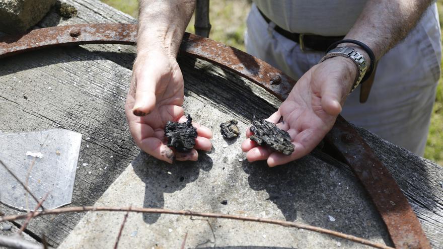 Vecinos de la refinería de A Coruña: “No nos asustamos porque no nos enteramos”