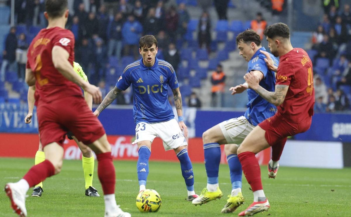 EN IMÁGENES: Así ha sido el duelo entre el Real Oviedo y el Valencia en el Tartiere