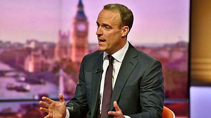 L&#039;exministre Dominic Raab, ahir, fent declaracions a la BBC.