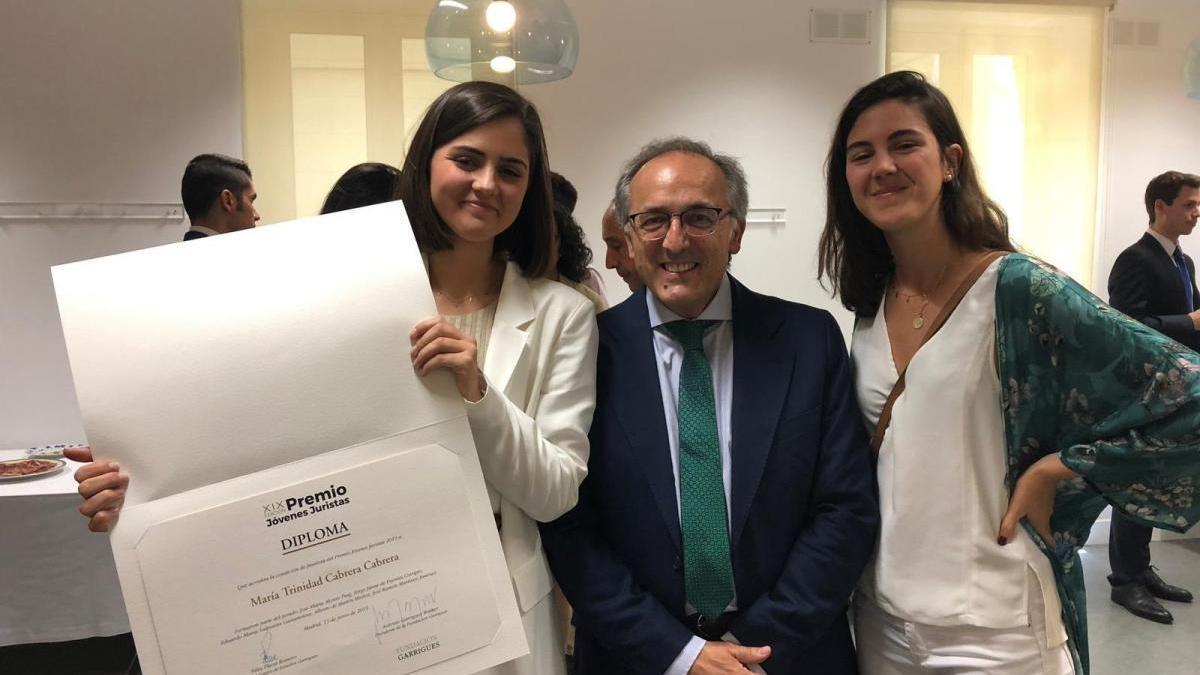 Una alumna de Derecho de la Universidad Loyola, finalista a los XIX Premios Jóvenes Juristas