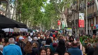 Barcelona aprueba un plan para gestionar el turismo en áreas clave