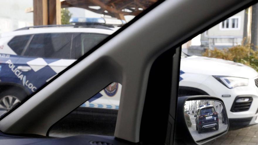 Una conductora ebria se da a la fuga tras un accidente en Santiago y se niega a realizar las pruebas de alcoholemia