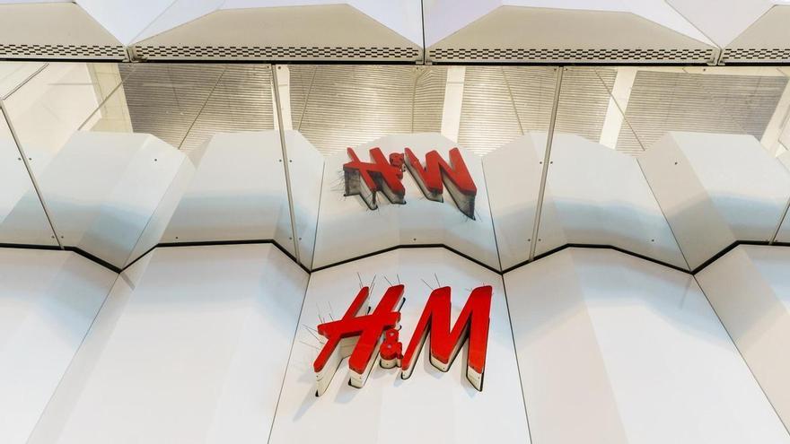 UGT y CCOO pactan las condiciones del ERE de las oficinas de H&M en Barcelona y Madrid