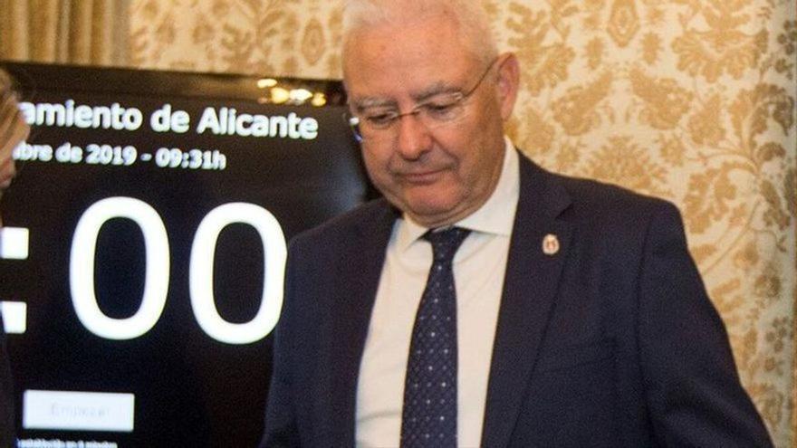 José Bonet (Vox) es el concejal más rico de Alicante y con una empresa insolvente