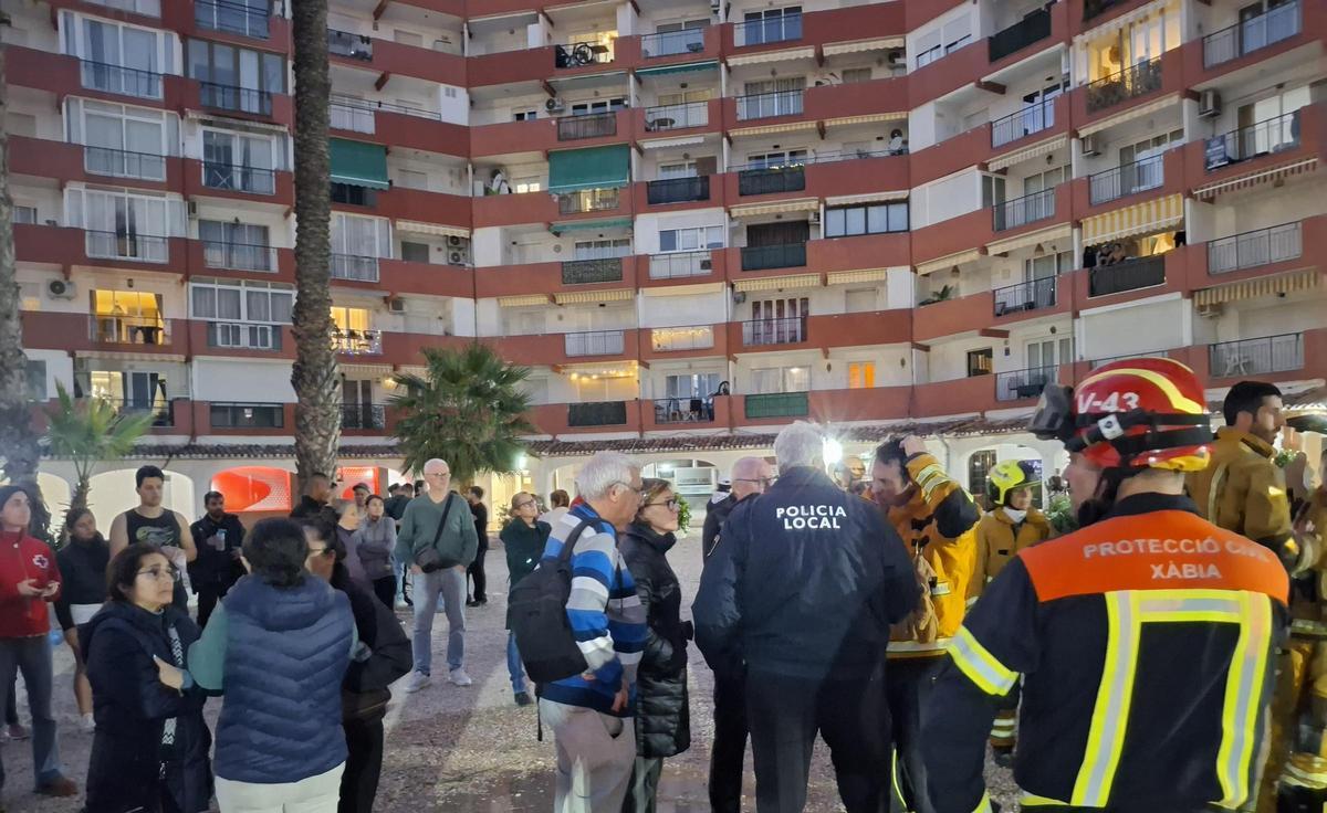 Los vecinos de Jávea Park desalojados el jueves, el día del incendio