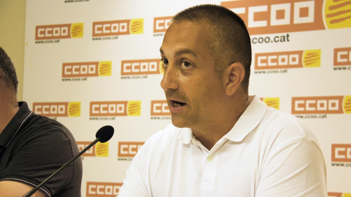 dimecres 29 agost 2018 14 15 FOTO ACN Carlos Vazquez El secretari de Politica Territorial Accio Social Barcelones i Migracions de CCOO de Catalunya Toni Mora en roda de premsa el 29 d agost de 2018 (horitzontal) dimecres 29 agost 2018 14 15 FOTO ACN Carlos Vazquez El secretari de Politica Territorial Accio Social Barcelones i Migracions de CCOO de Catalunya Toni Mora en roda de premsa el 29 d agost de 2018 (horitzontal)