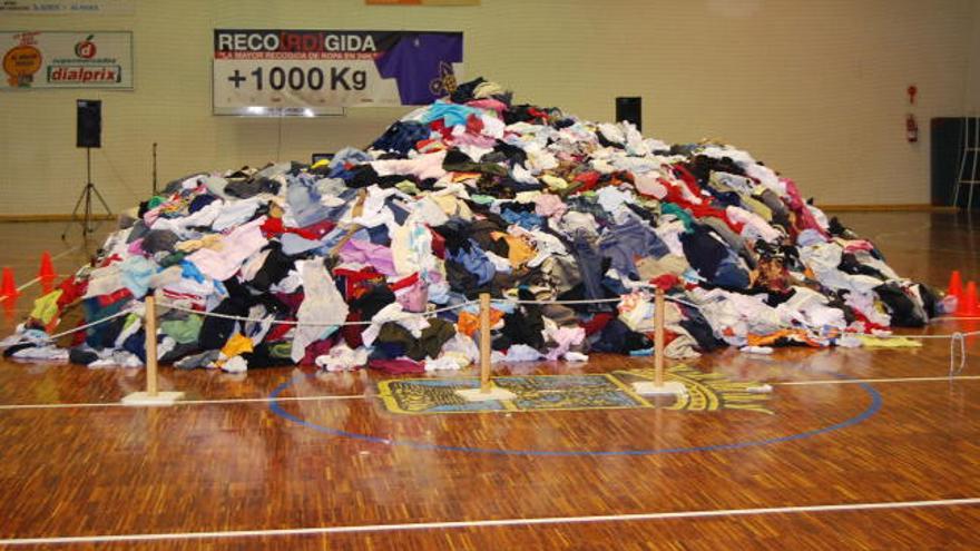 La ropa recogida será donada a asociaciones benéficas de la Región