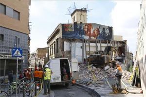 Resultat dels disturbis després de la manifestació de Can Vies al barri de Sants.