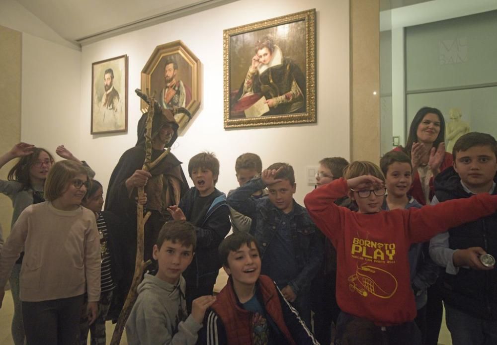 'Noche en los museos' con niños en el Mubam