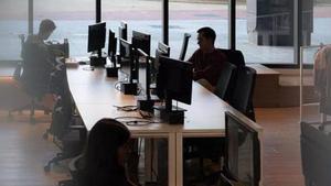 Catalunya genera més riquesa però la classe mitjana està més empobrida