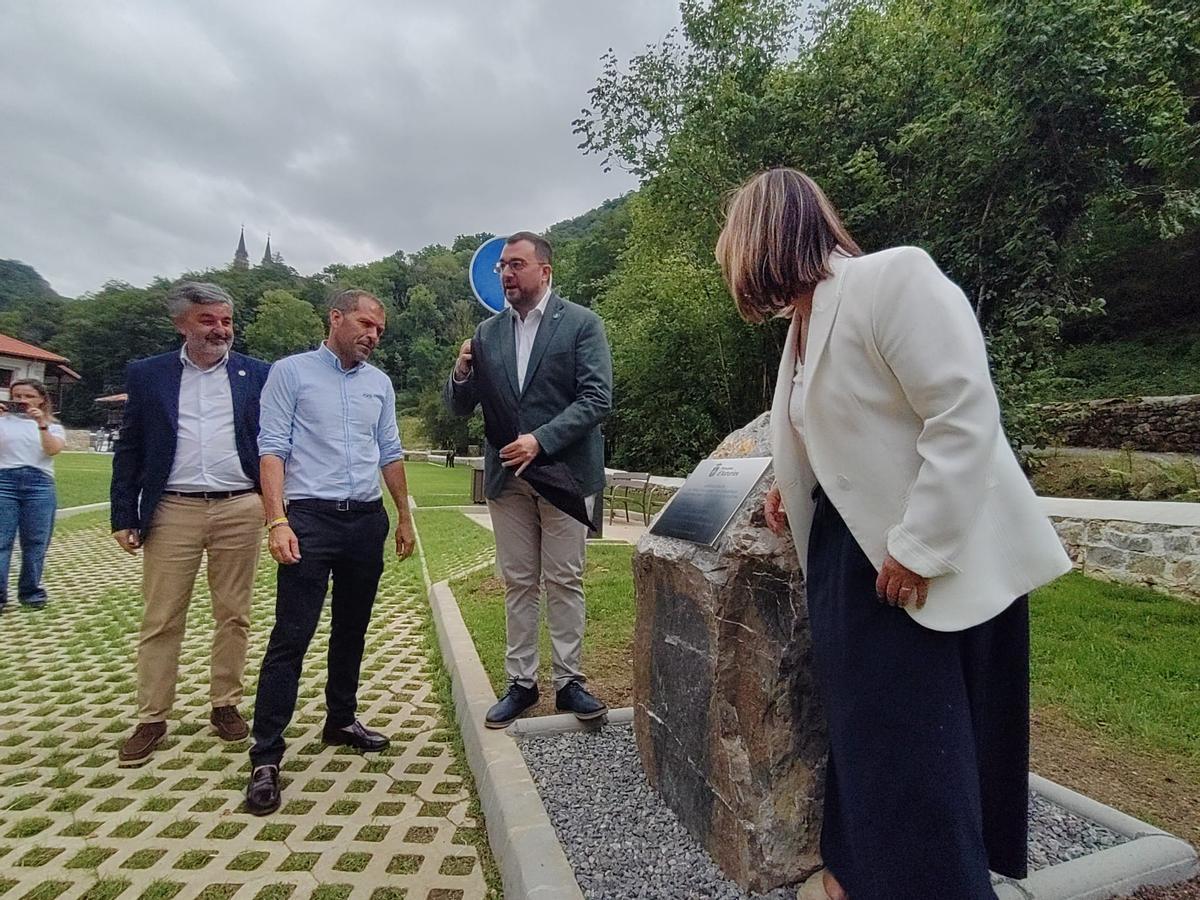 El nuevo aparcamiento en la finca Les Llanes El nuevo aparcamiento en la finca Les Llanes