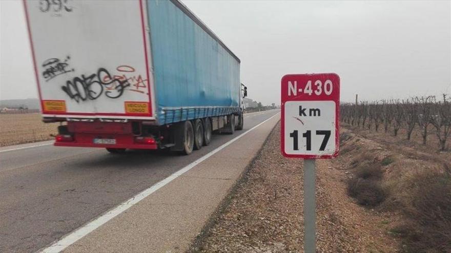 Muere un camionero extremeño en Ciudad Real al reventar el neumático que revisaba