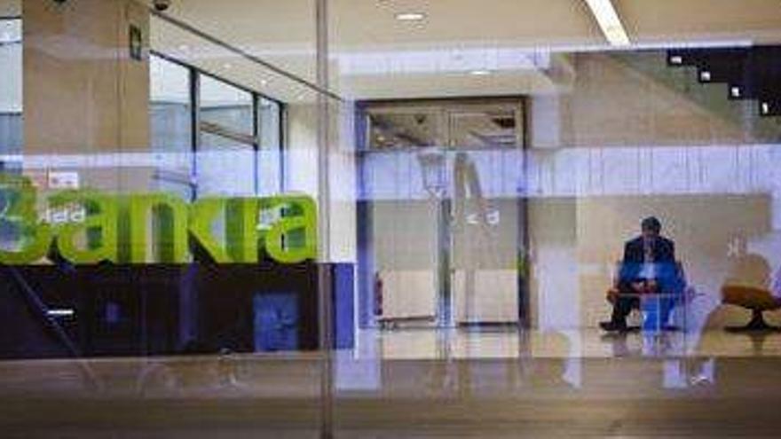 La CNMV suspende la cotización de Bankia hasta que se concrete cuánta ayuda pública pedirá