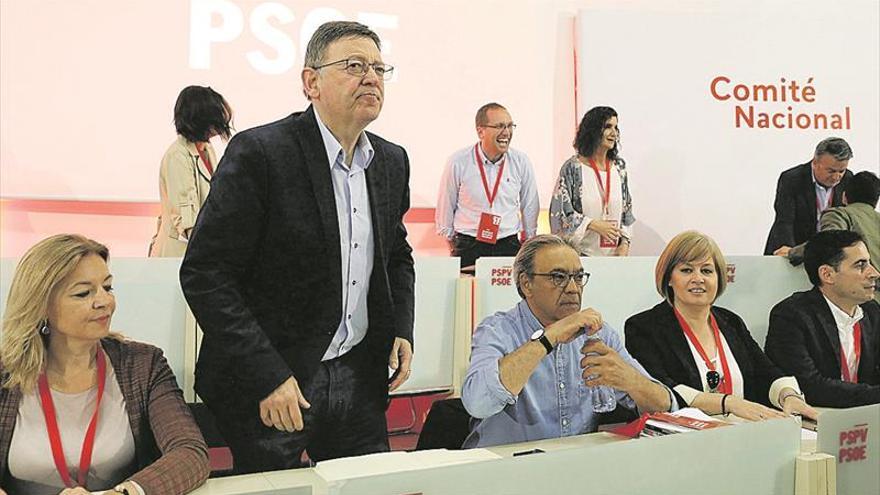 Puig niega financiación ilegal en el PSPV y reivindica su «honradez»