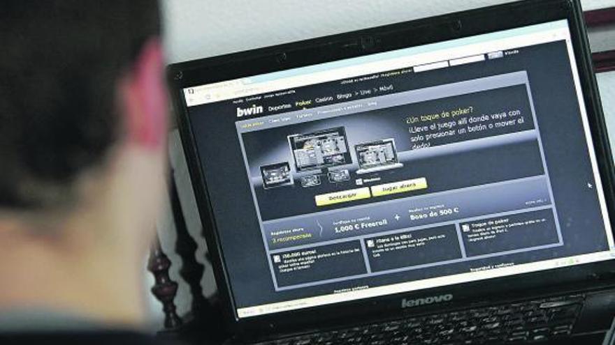 El juego &#039;online&#039; reportará a Galicia 2,4 millones, 22 veces menos de lo previsto