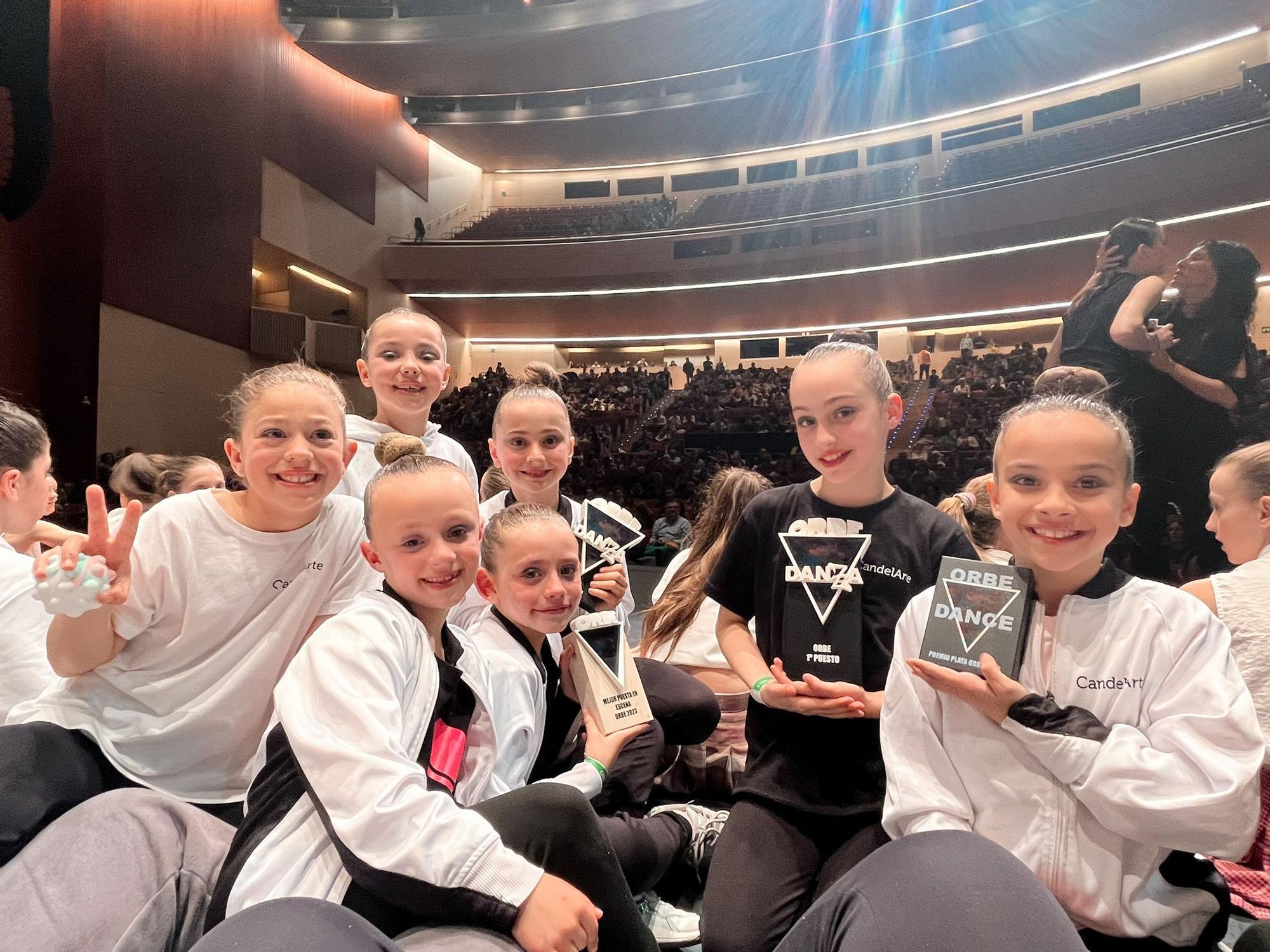 Éxito de la academia "Candelarte" de Lugones en el campeonato de baile celebrado en Burgos