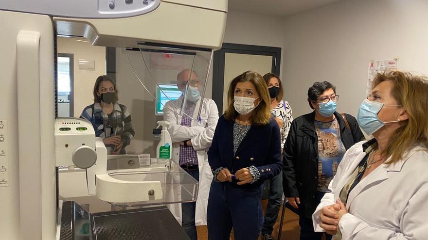 La Junta dota al hospital Valle del Guadiato con un mamógrafo, un retinógrafo y un TAC