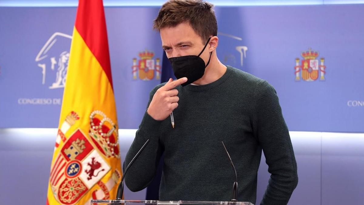 MADRID  23 03 2021 - El portavoz de Mas Pais  Inigo Errejon  en rueda de prensa posterior a la reunion de la Junta de Portavoces celebrada este martes en el Congreso  EFE Kiko Huesca POOL