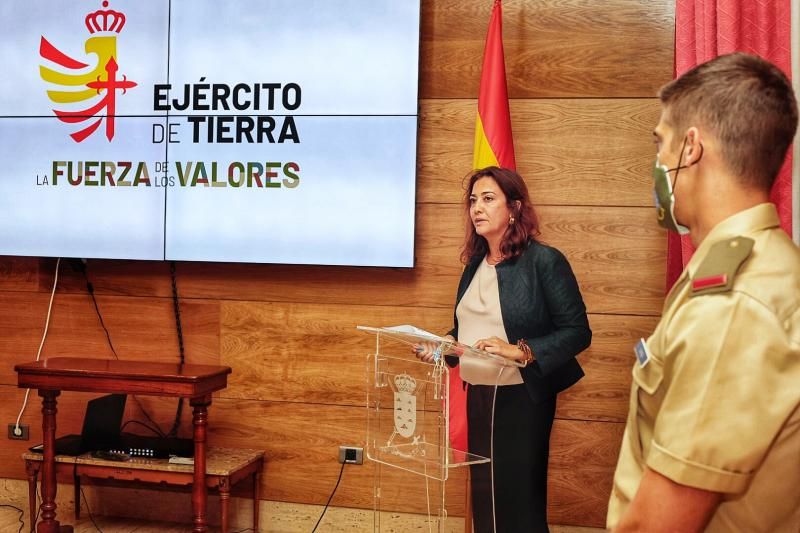 El Mando de Canarias entrega los primeros nombramientos de embajadores de la marca Ejército