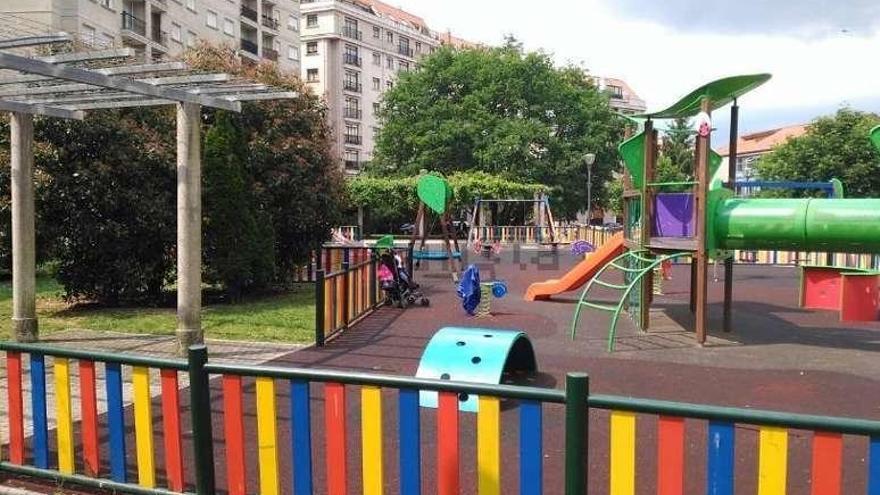 El parque infantil de A Perillana, en Ponteareas. // D.P.