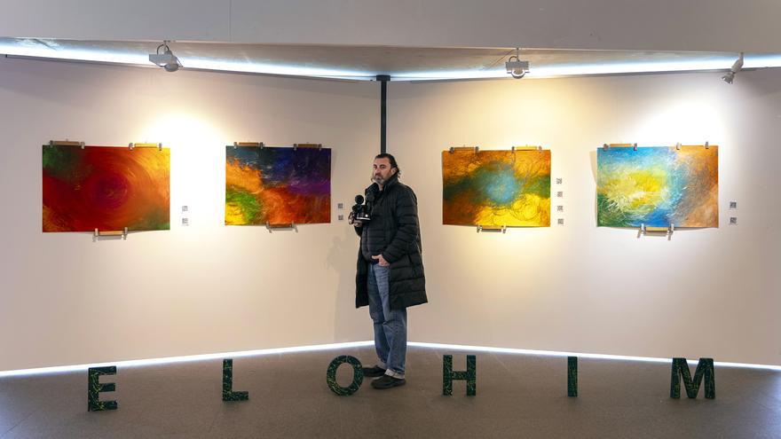 El MoMa de Nueva York se interesa por la obra multimedia del artista Elohim