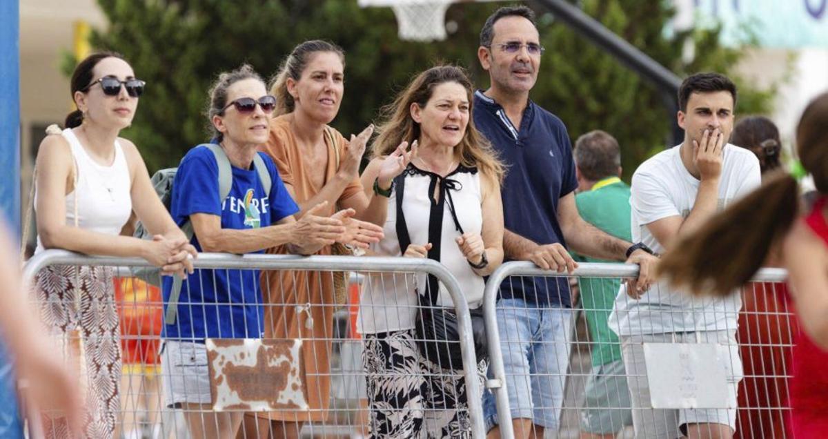 El público animando a los jugadores.