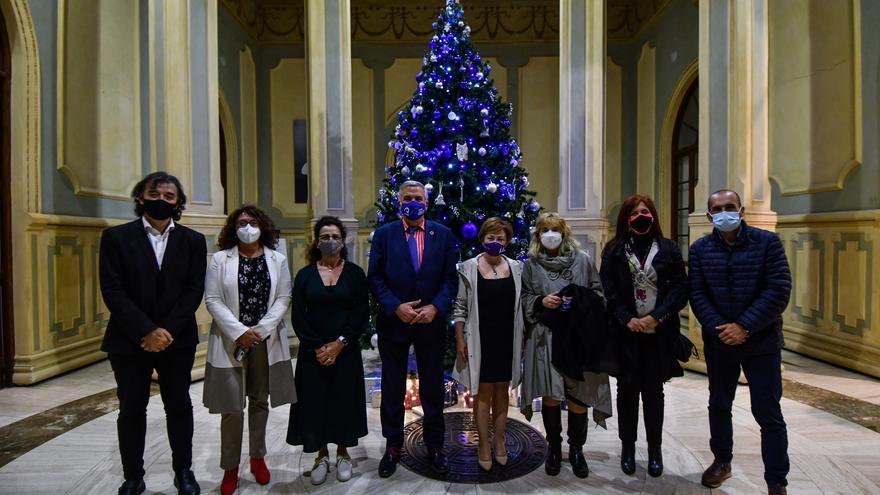 La ULPGC ilumina su árbol de Navidad