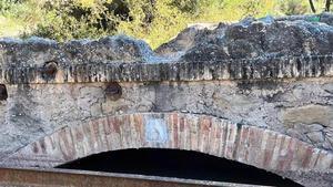 El puentecillo cerca de Viladordis sin la baldosa