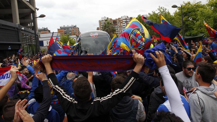 El Levante UD se manifiesta ante los altercados producidos durante el recibimiento contra el Sevilla