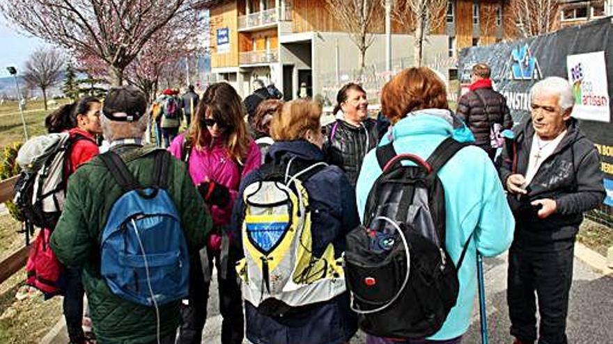 Un grup de pacients de La Clinique du Souffle La Solane d&#039;Oceja, a l&#039;Alta Cerdanya, arribant al centre.