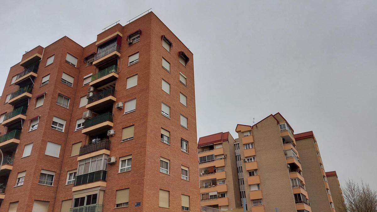 Archivo - Edificios de viviendas. (Imagen de archivo)