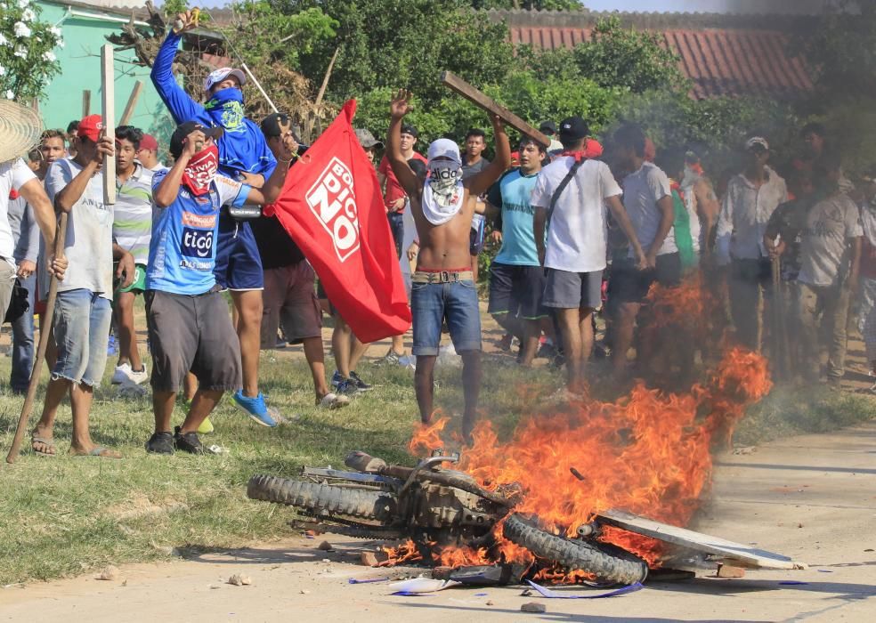 Cuarto día de protestas en Bolivia mientras se ...