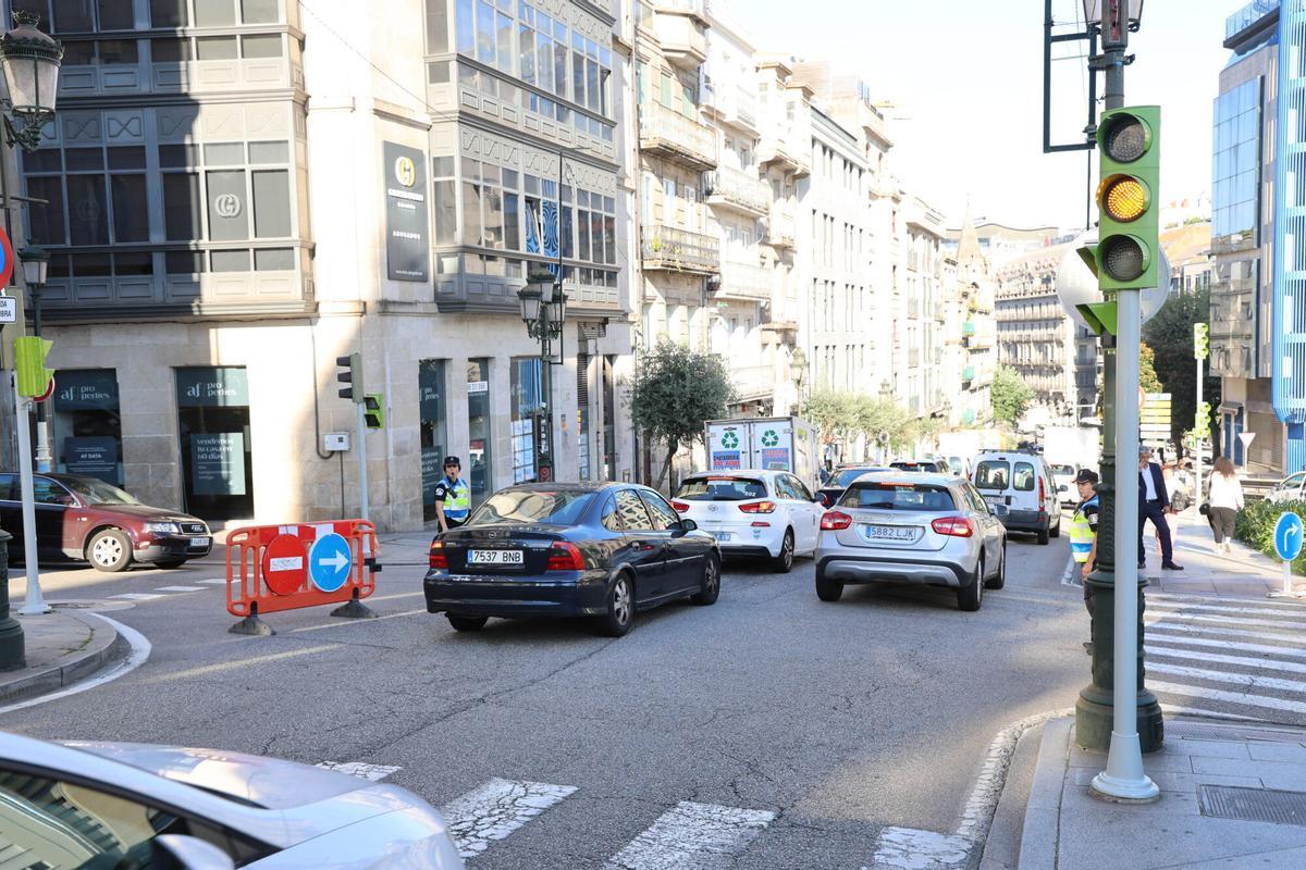 Tráfico en Alfonso XIII, una de las calles que perimetrará una de las zonas de bajas emisiones.