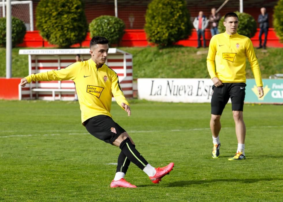 Entrenamiento del Sporting en Mareo.