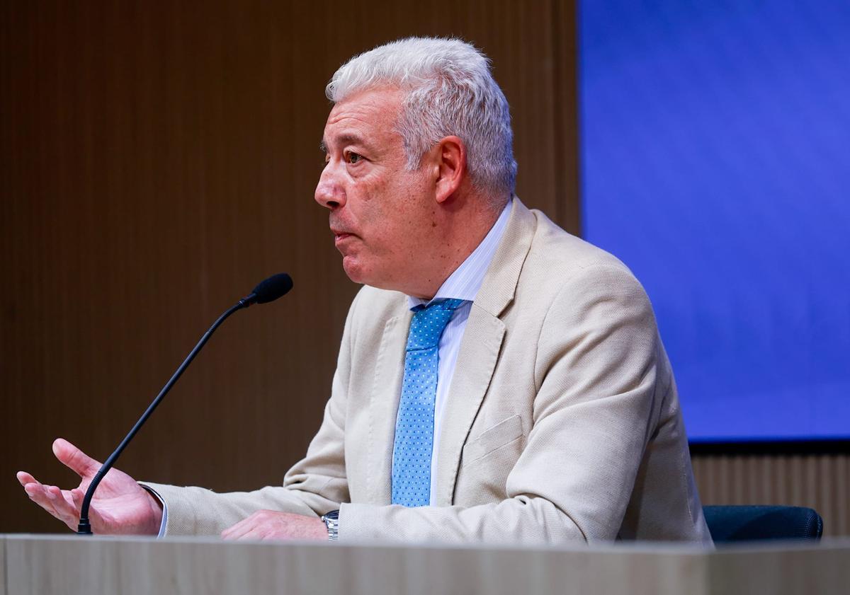 El secretario autonómico de Educación, Daniel McEvoy