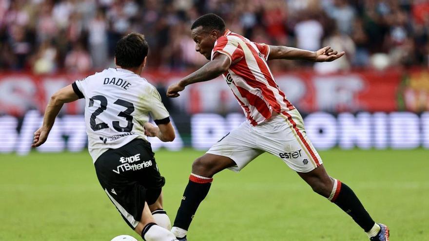 Larcamón aprende del mal comienzo del Sporting