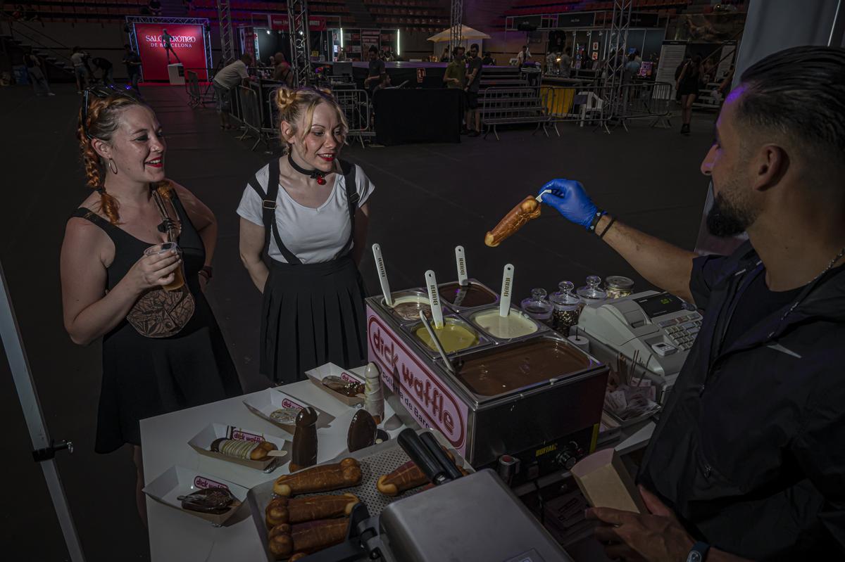 Ambiente en la primera jornada del Salón Erótico