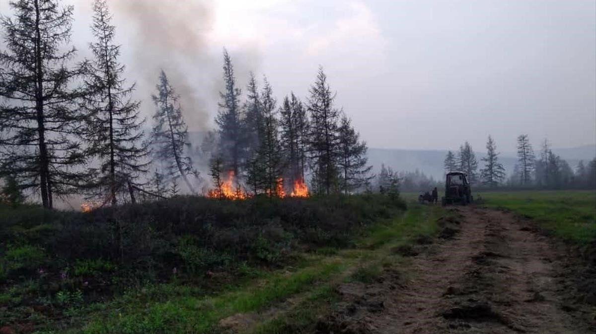 Alerta científica perquè el desglaç del permafrost a Sibèria allibera gas d’efecte hivernacle Alerta científica perquè el desglaç del permafrost a Sibèria allibera gas d’efecte hivernacle