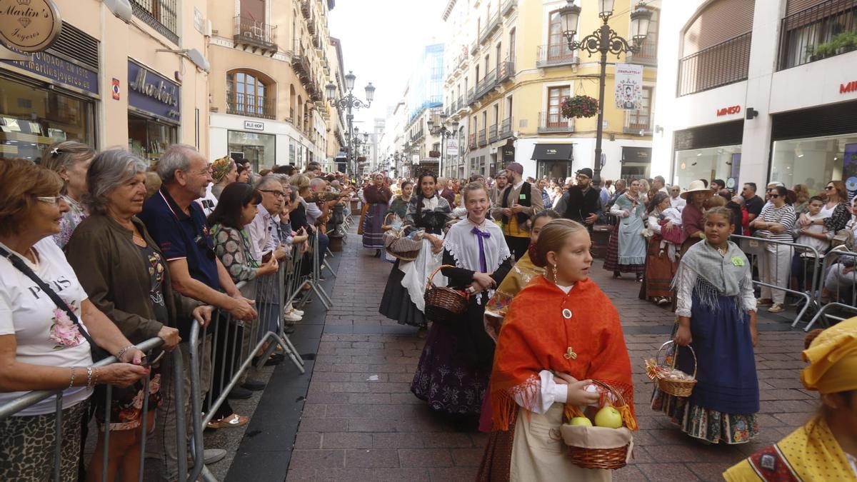 Búscate en la Ofrenda de Frutos 2023 en Zaragoza