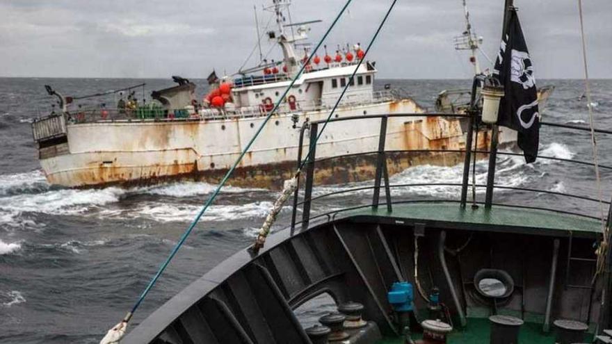 Uno de los pesqueros perseguidos por Nueva Zelanda por pesca ilegal.