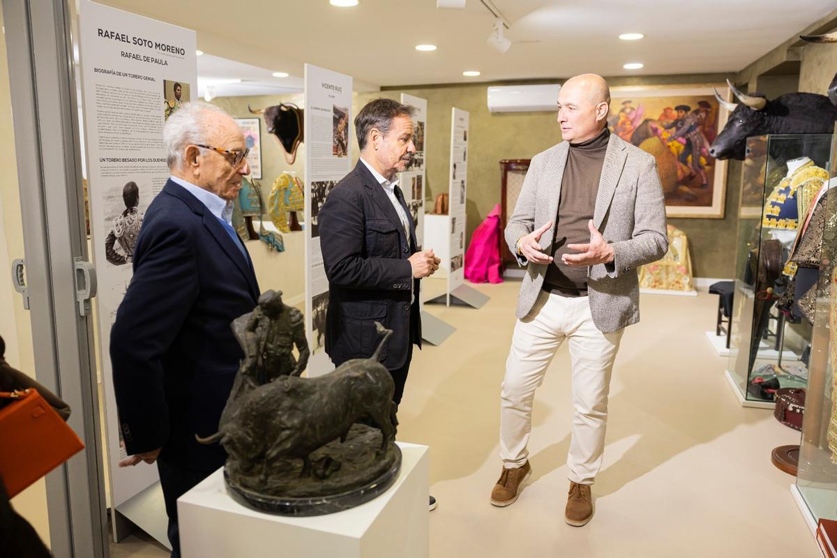 Visita de José Luis y Alberto Ramírez al Museu del Bou de Burriana