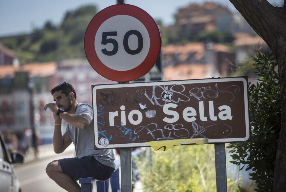 Ambiente previo al día de las piraguas en Ribadesella