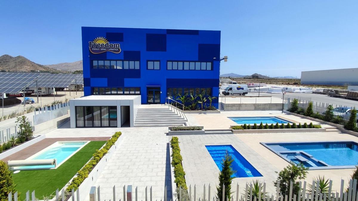 Freedom Pools Europe ha sido reconocida con el Premio a la Excelencia en Innovación, Calidad y Sostenibilidad en 2025