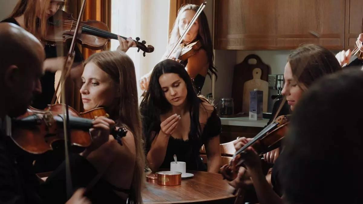 Rosalía al videoclip de "Berghain"